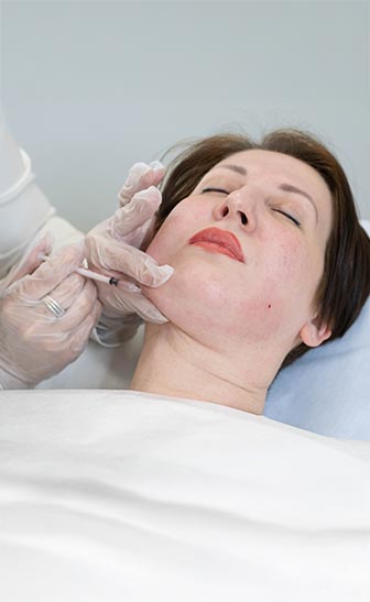 Fat Lipolysis with Kybella / PCDC – Targeted Fat Reduction without Surgery